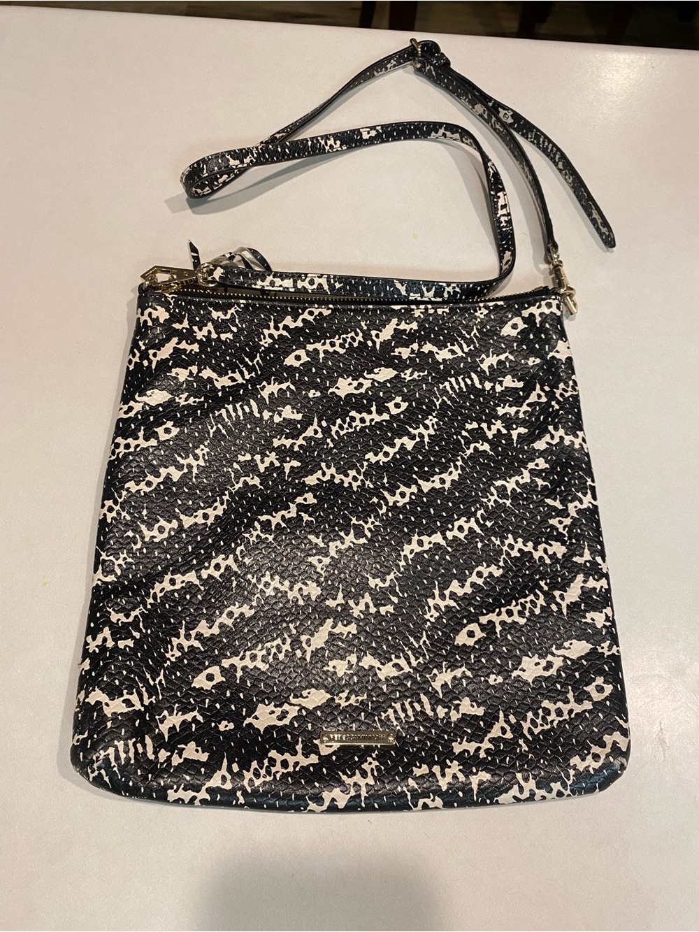 REBECCA MINKOFF CAYDEN SNAKE EMBOSSED MONOCHROMATIC LEATHER CROSSBODY BAG PURSE
